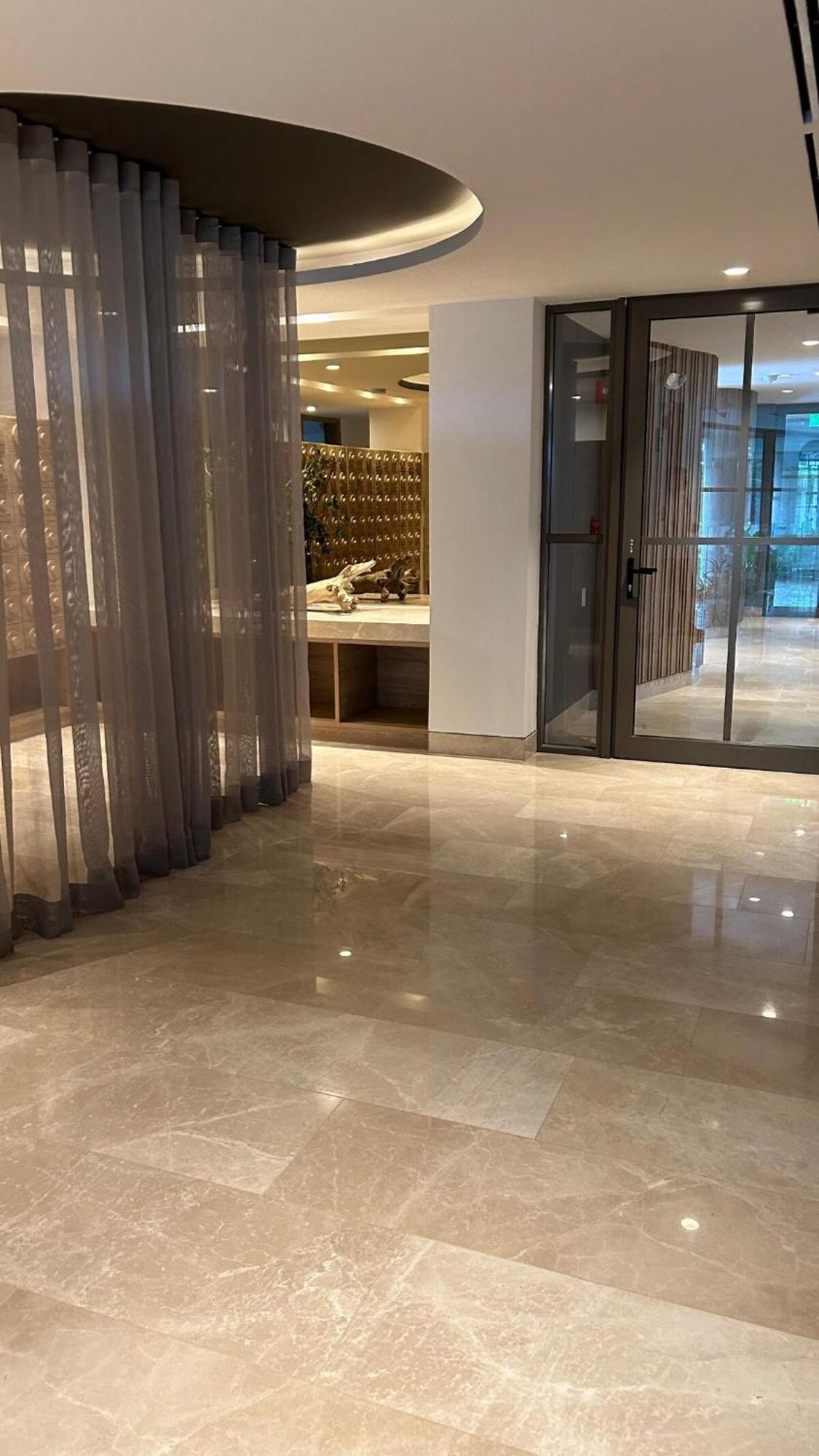 De Lujo Estrenar En Morros